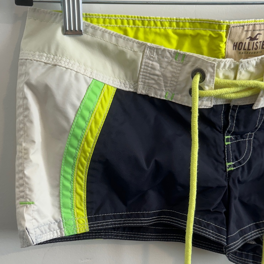 Like New Vintage Hollister Micro Mini Colorblock Swim Short Shorts - Picture 4 of 6